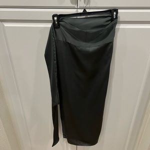 Pretty and classy mid length wrap skirt in a beautiful dark gray color